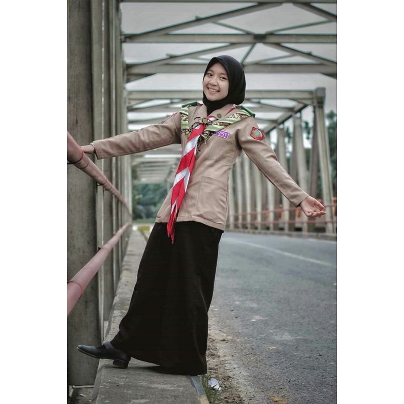 BAJU PRAMUKA PEMBINA ATAU GURU PEREMPUAN SERAGAM PEMBINA