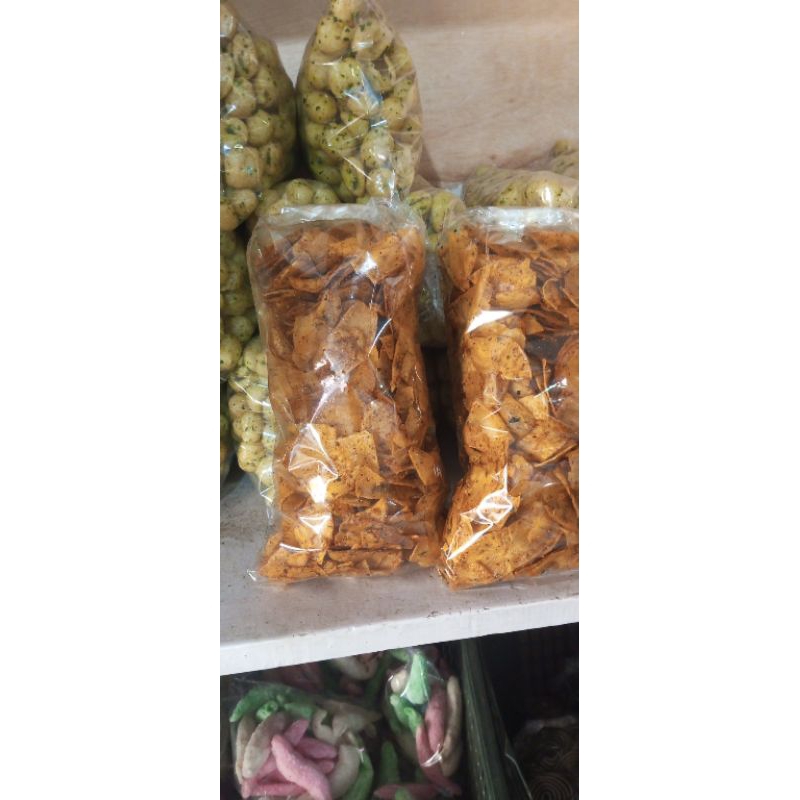

keripik singkong pedas gurih/pedas daun jeruk