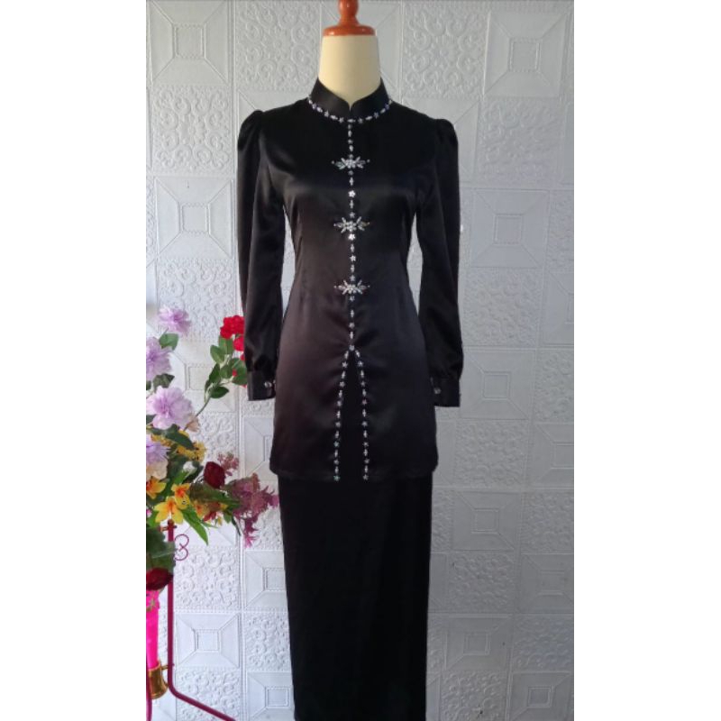 setelan melayu terbaru// baju kurung wanita// baju malaysia