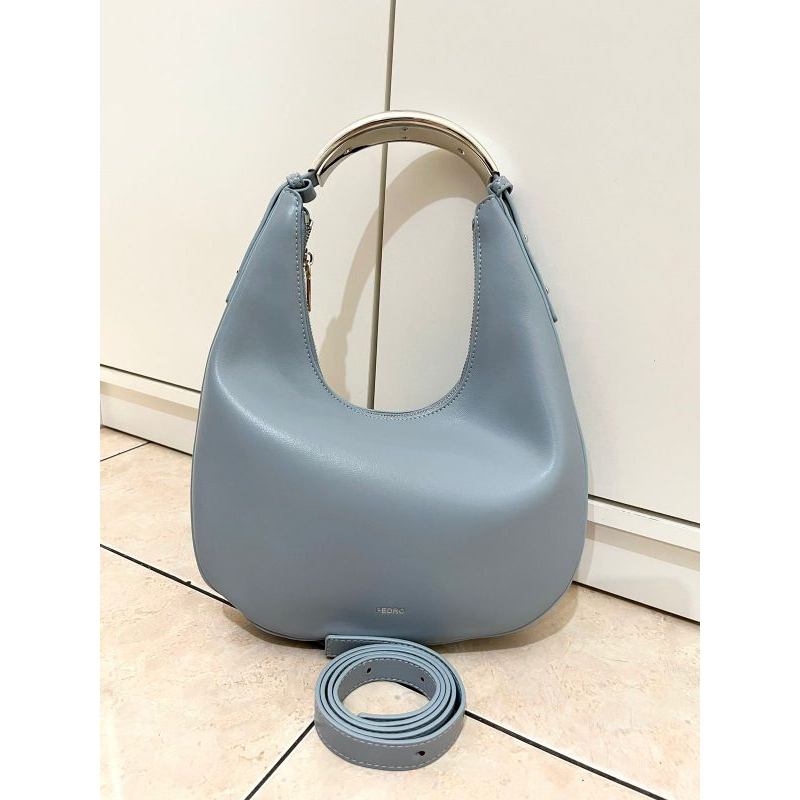 Pedro Luch Picks Hobo