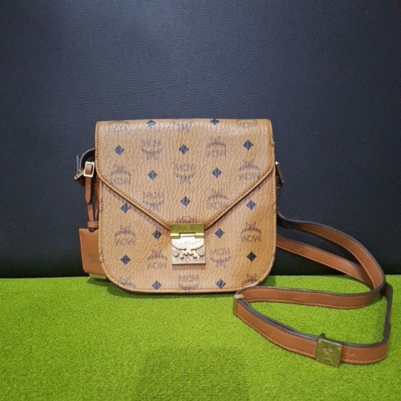 MCM Vicetos Patricia Crossbody bag