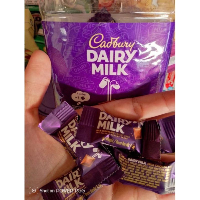 

Coklat Cadbury Dairy Milk