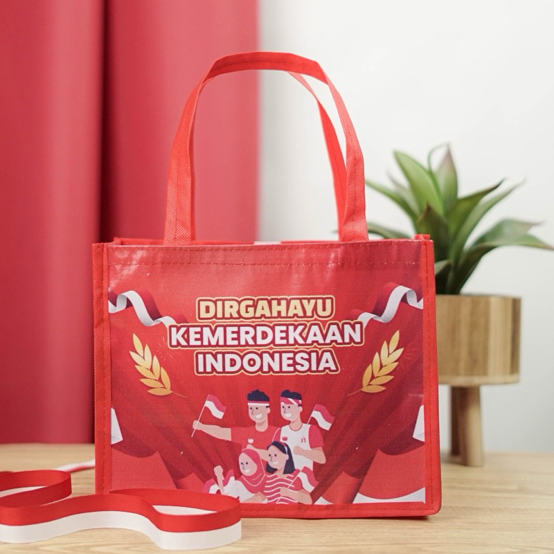 

Tas Bingkisan hadiah 17 agustus/hut kemerdekaan RI/dirgahayu RI