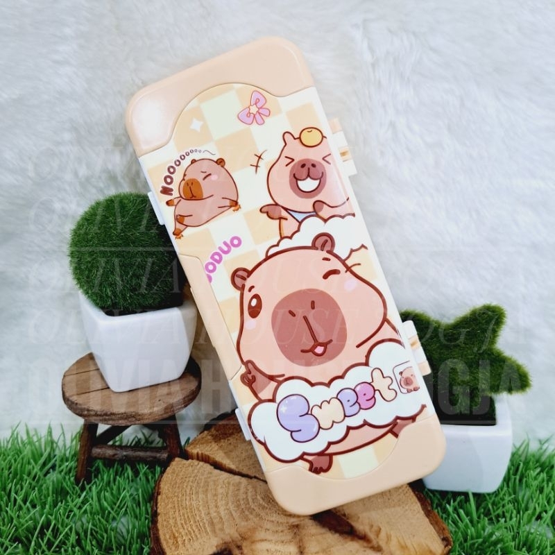 

Tempat Pensil Capybara Tempat Pensil Penggaris Pensil Case Capybara Coklat