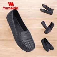 Sepatu karet yumeida wanita jelly dewasa anti air flat motif anyam perempuan hitam model slip on