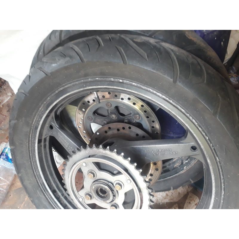 velg tiger revo ring 18