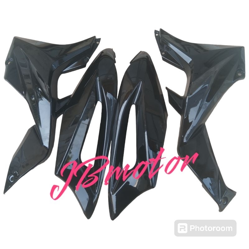 Sayap luar kiri kanan Atas Bawah Honda Blade lama hitam