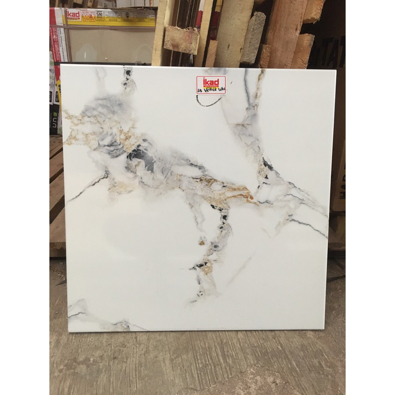 keramik 50x50 lantai motif marmer putih glossy kilap carara new terbaru ikad granit marmer