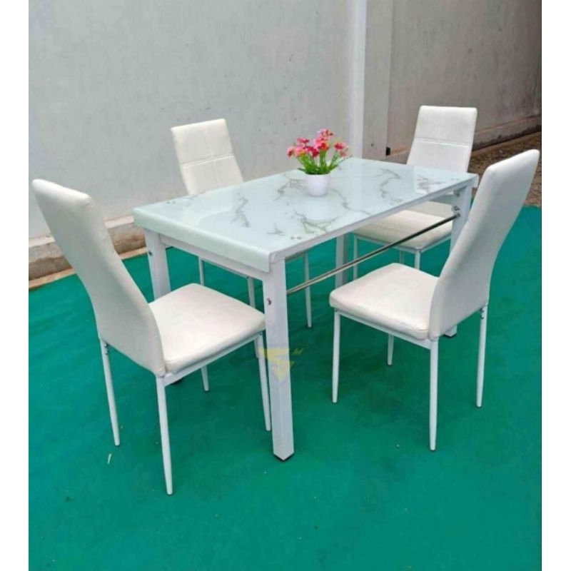 Meja Makan Kaca Termpered Meja makan 4 kursi rangka kaki besi