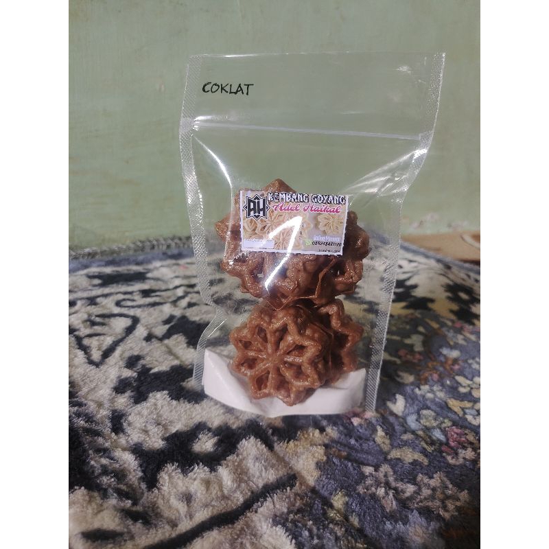 

kembang goyang rasa coklat