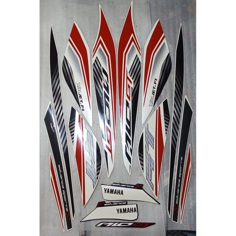 Striping stiker body kanan kiri full set Mio GT tahun 2013 warna hitam putih Original