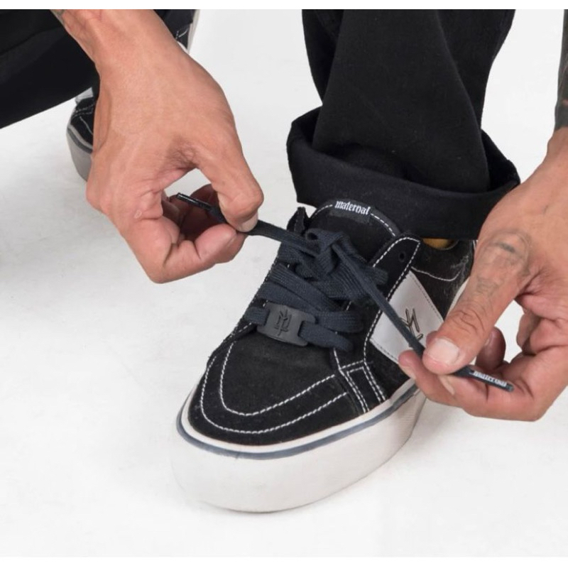 tali sepatu maternal