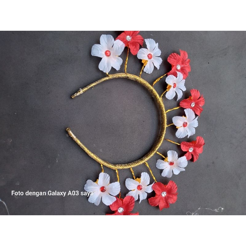 mahkota merah putih karnaval