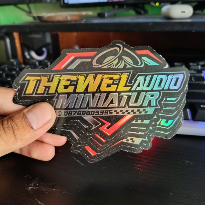 

STICKER VINYL LAMINASI GLOSSY CUTTING SESUAI POLA