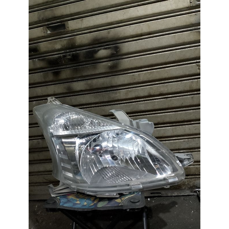 headlamp Avanza New tahun 2012-2013 original kanan copotan