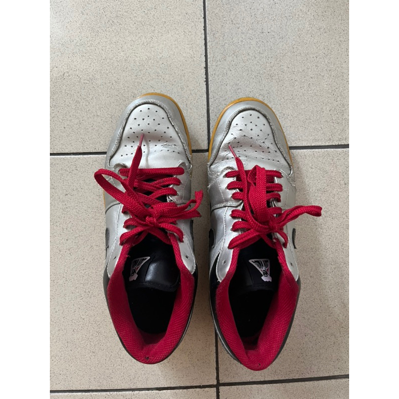 AIR JORDAN 1 LOW MATADOR SIZE 44