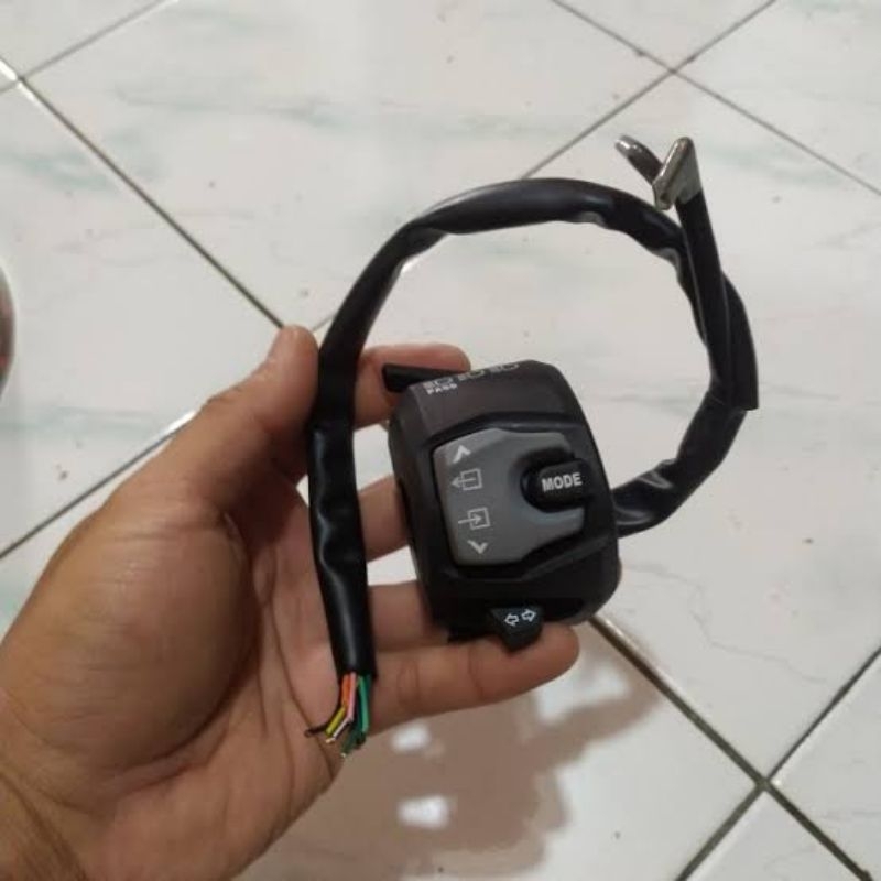 SAKLAR HOLDER KIRI GSX 1000CC ORIGINAL NON LOKAL