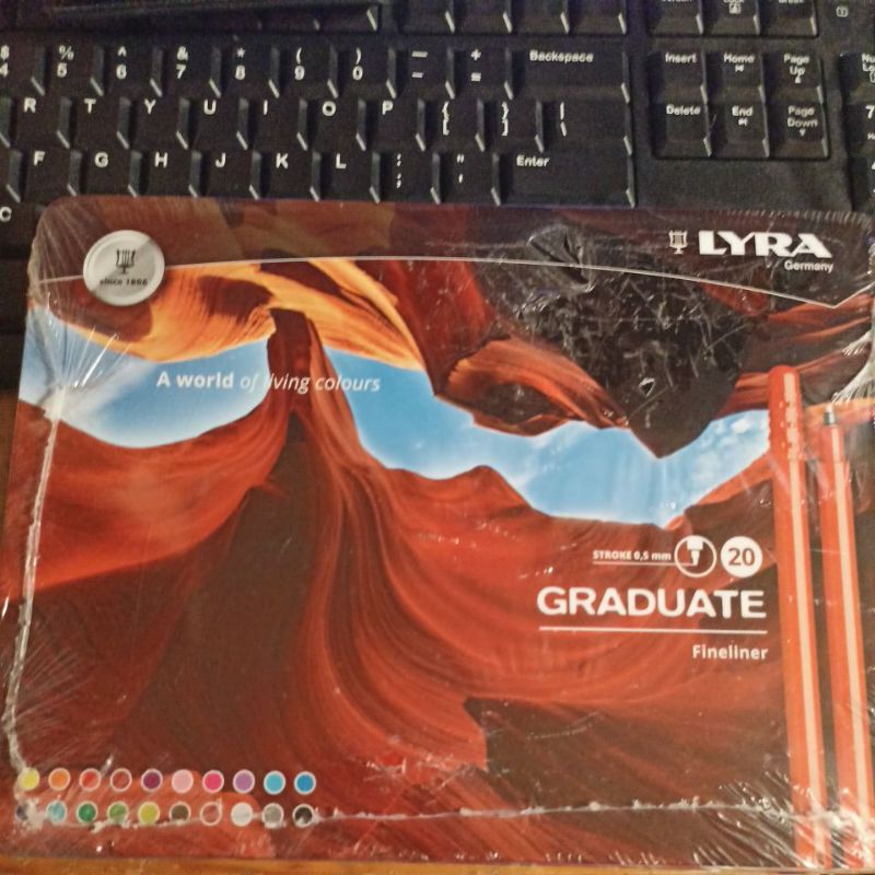 

Lyra Graduate Fineliner