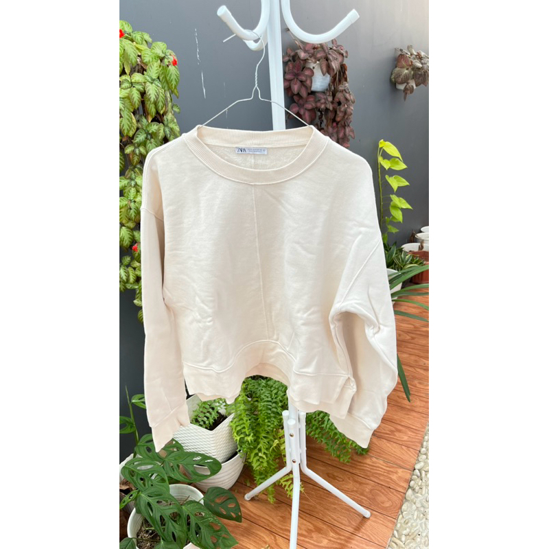 Preloved Sweater Zara