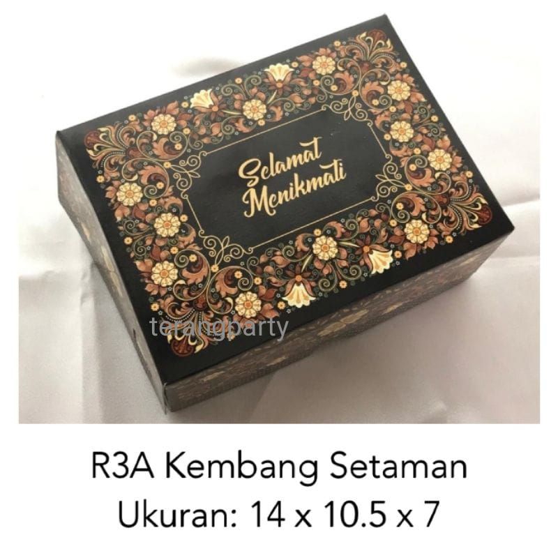 

DUS KUE R3A KEMBANG SETAMAN 14x10.5x7cm/DUS KUE CUKUP UNTUK AQUA/DUS ROTI KUE JAJAN/DUS KUE HAJATAN