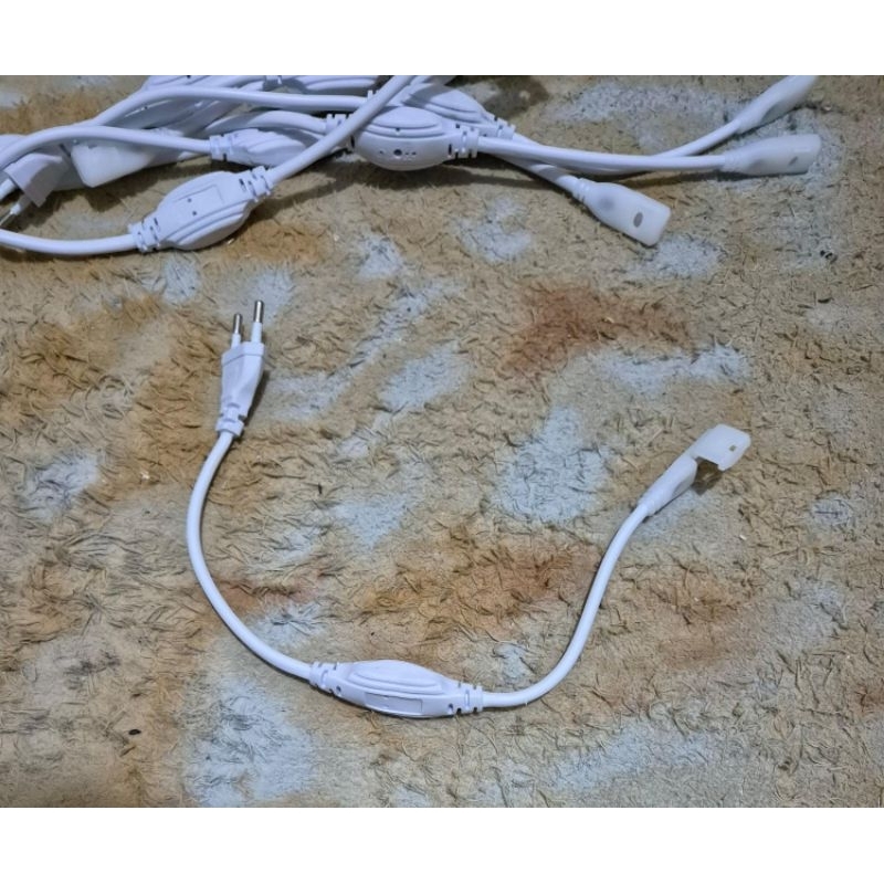 Socket adaptor jepit led strip 220V / kabel colokan led strip jepit / socket jepit led strip