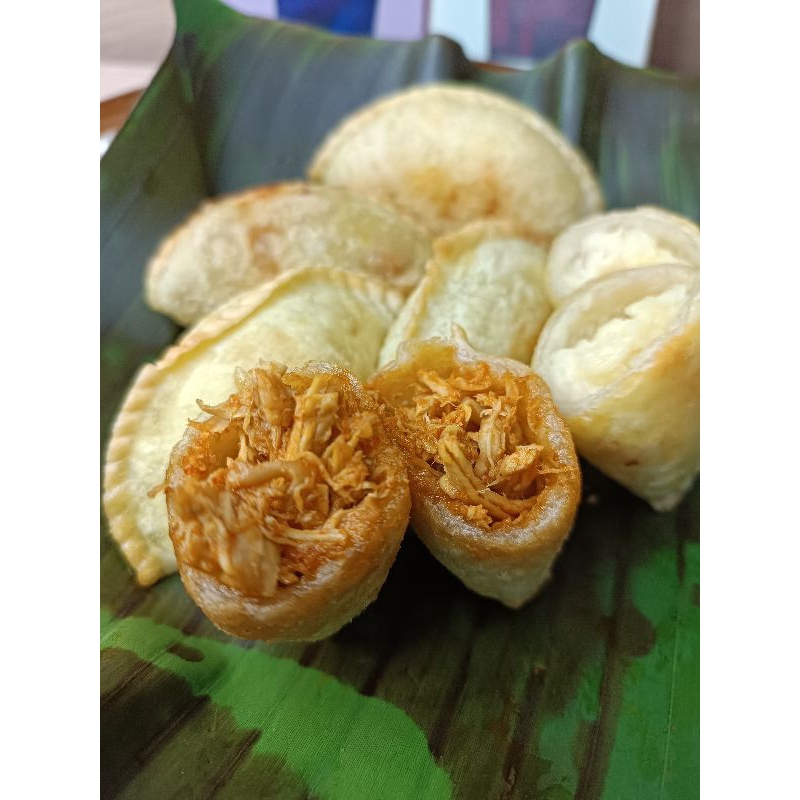 

cireng isi ayam suir