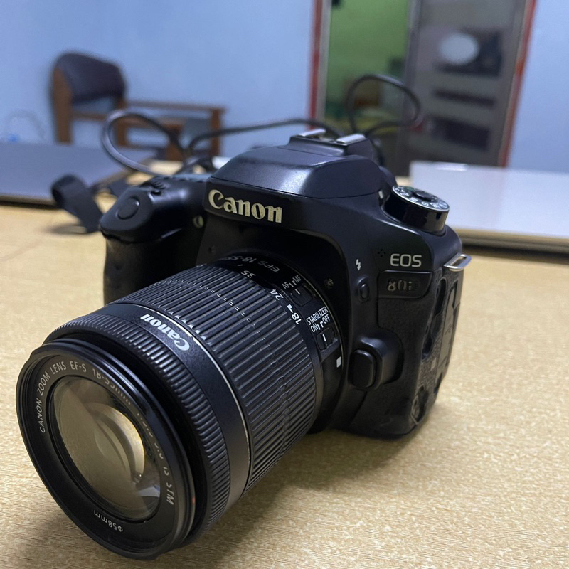 Canon 80D + Lensa Kit sTM 18-55 Mm Lengkap