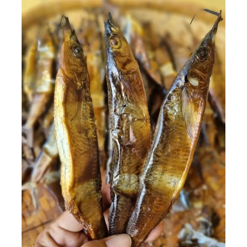 

Ikan asap / panggang asap layang