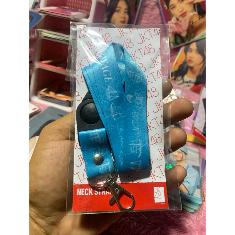 

lanyard jkt48 edisi last voyage Ofc 100%