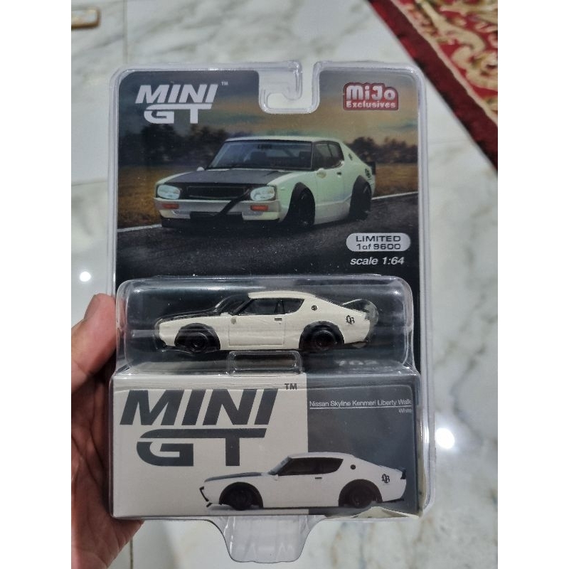 Nissan Skyline Kenmeri LBWK Putih Segel
