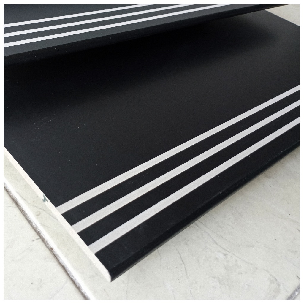 Stepnosing Granit 30x60 cm Hitam Polos Doff Lantai Tangga Custom Pingul bahan Granite Tile Original