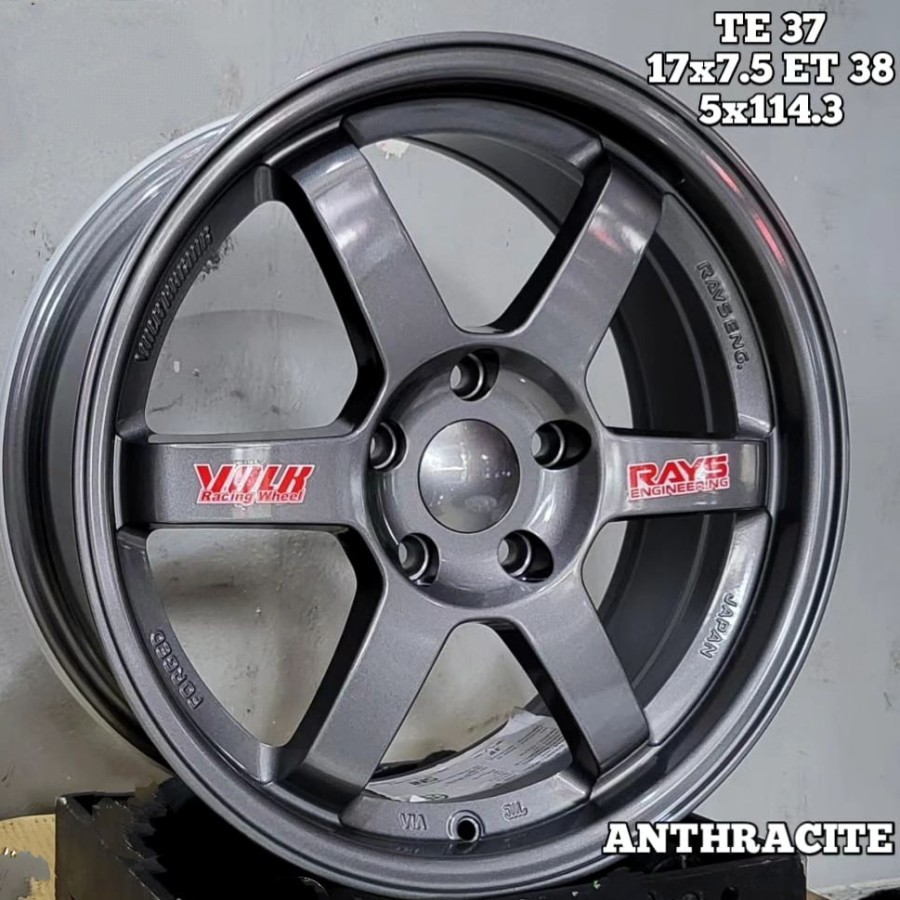 velg mobil VOLKRAYS TE37 R17 velg ring 17 lebar 7,5 ET 38 rush xpander