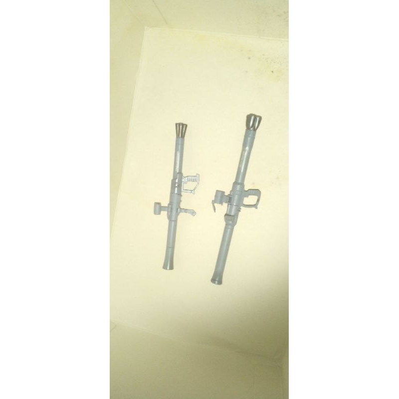 MG 1/100 Zaku Part bazooka Zaku