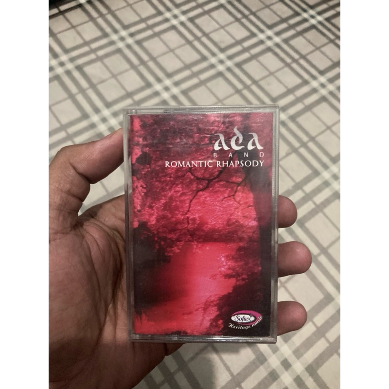 Ada Band - Romantic Rhapsody edisi Kaset