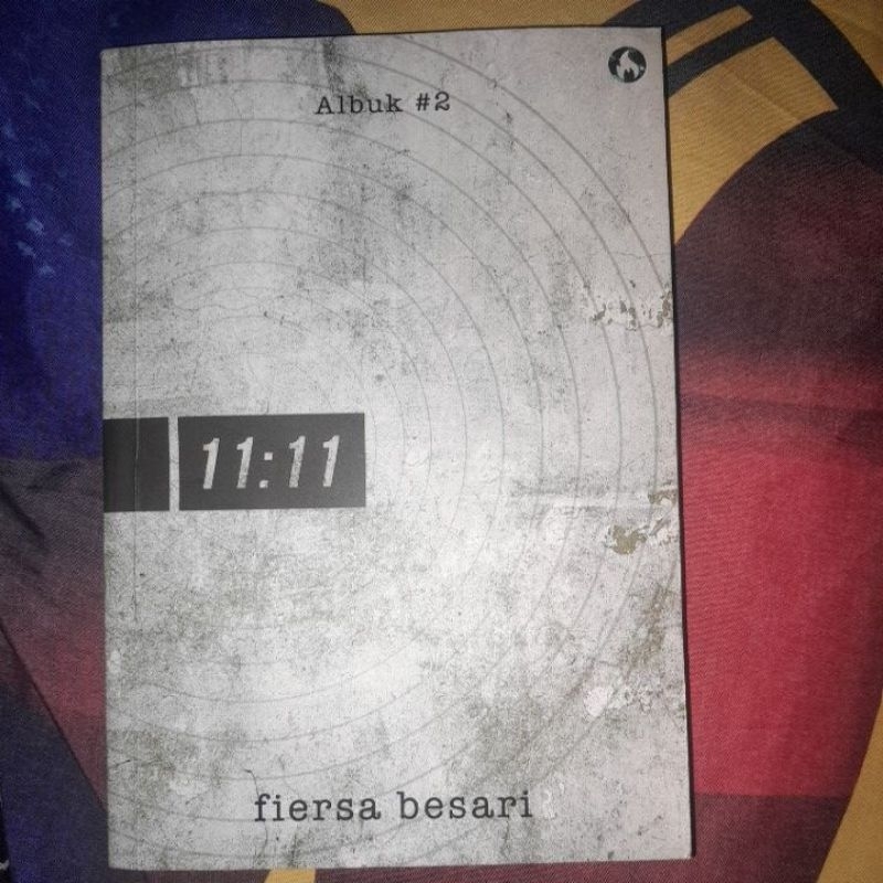 

novel preloved 11:11 fiersa besari