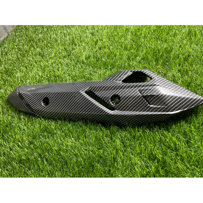 Tameng knalpot carbon vario 150 old TAMENG KNALPOT VARIO CARBON tutup knalpot karbon vario 150 old