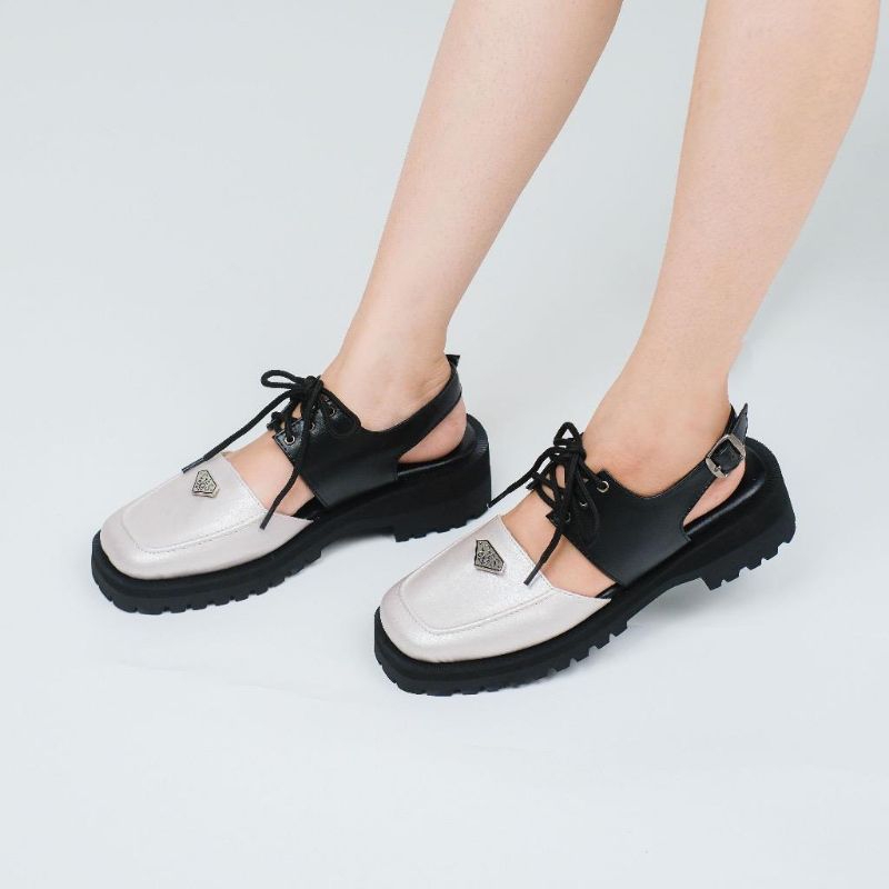 CEKHAS - NUCA BLACK Silver Shoes