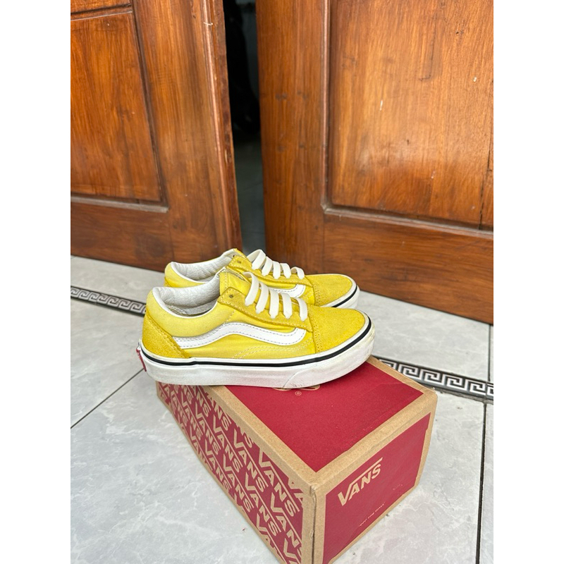 Preloved sepatu anak Vans