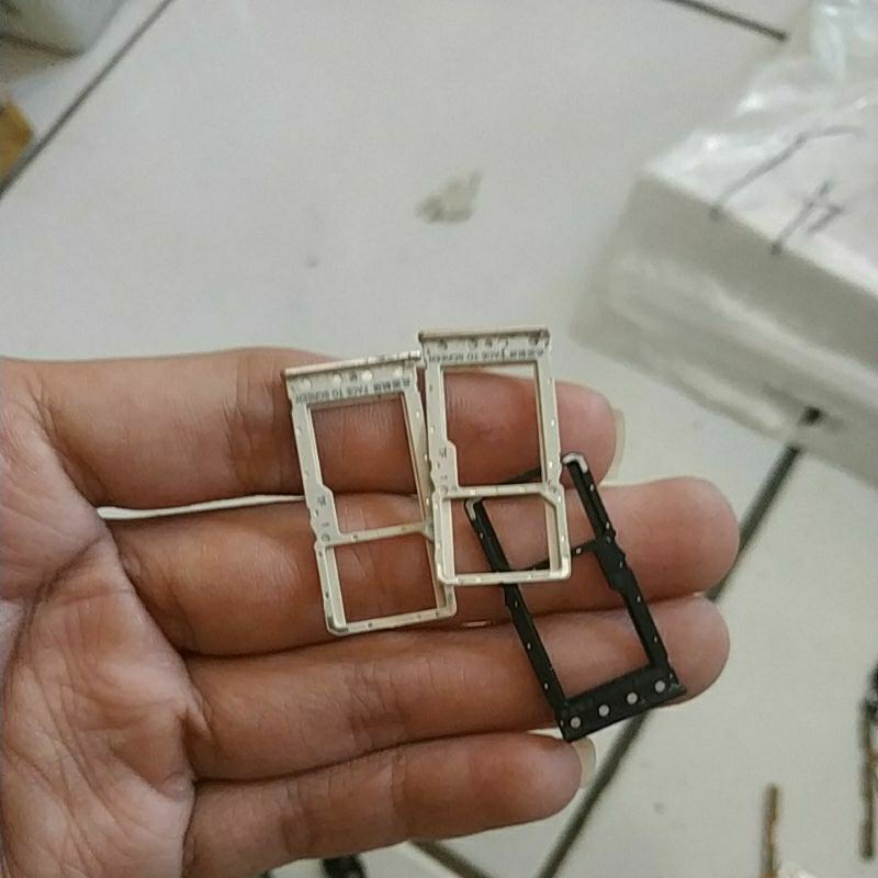 SIMTRAY BEKAS REDMI 6A DUAL