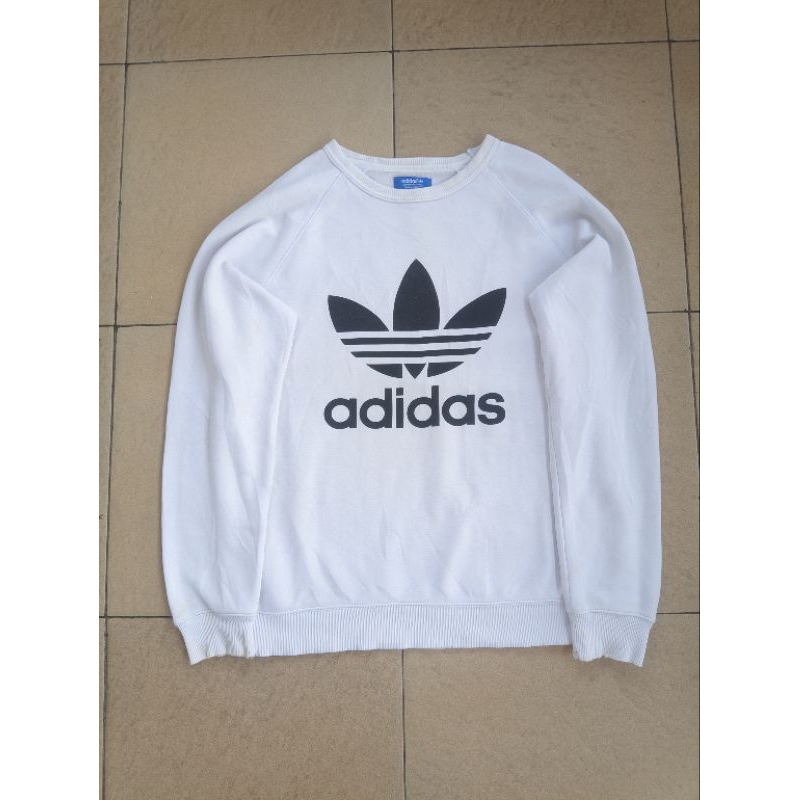 cn adidas trefoil