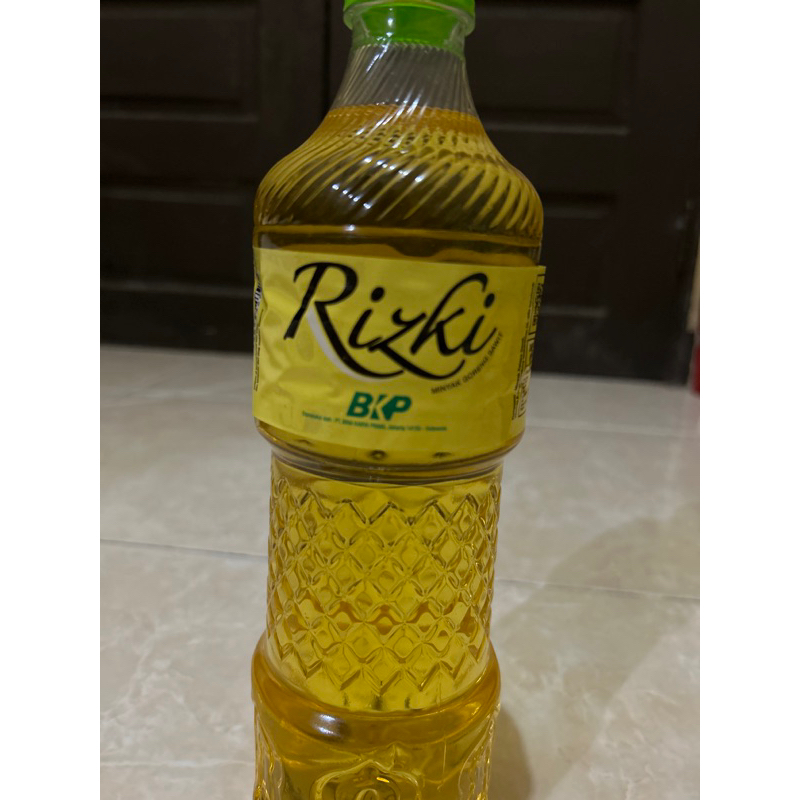

Minyak goreng 850 ML harga per pak isi 12 pcs