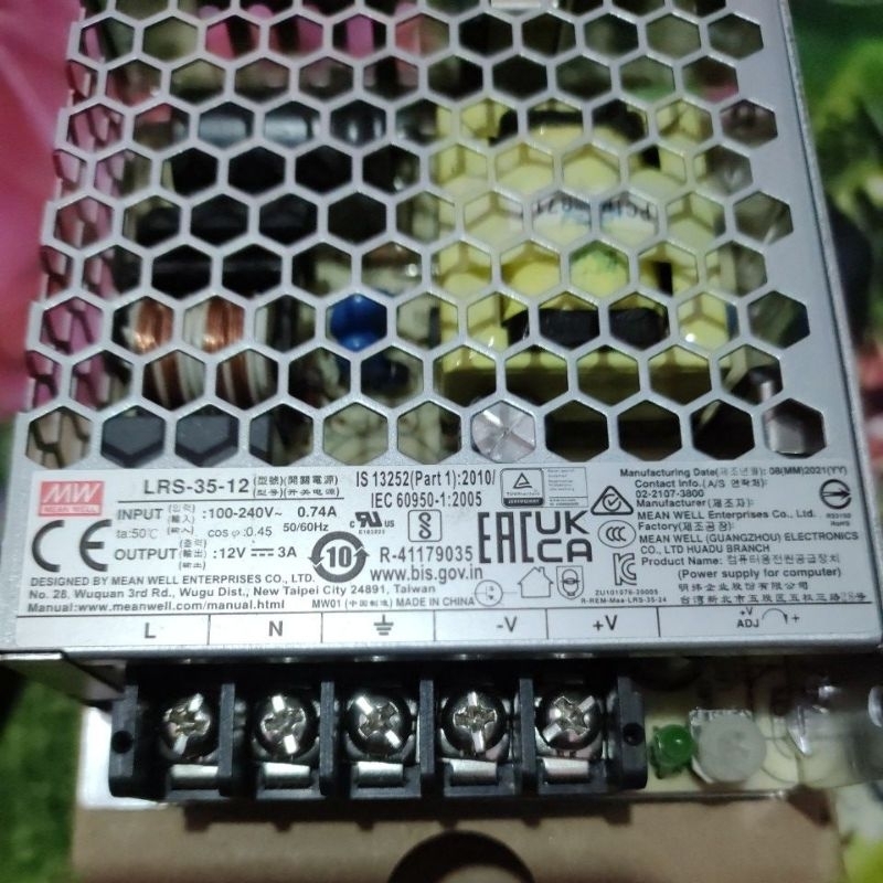 power suplai mean well