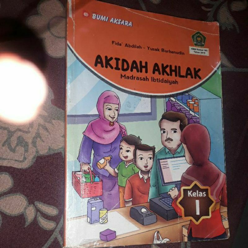 

Akidah Akhlak kelas 1 Penerbit Bumi Aksara