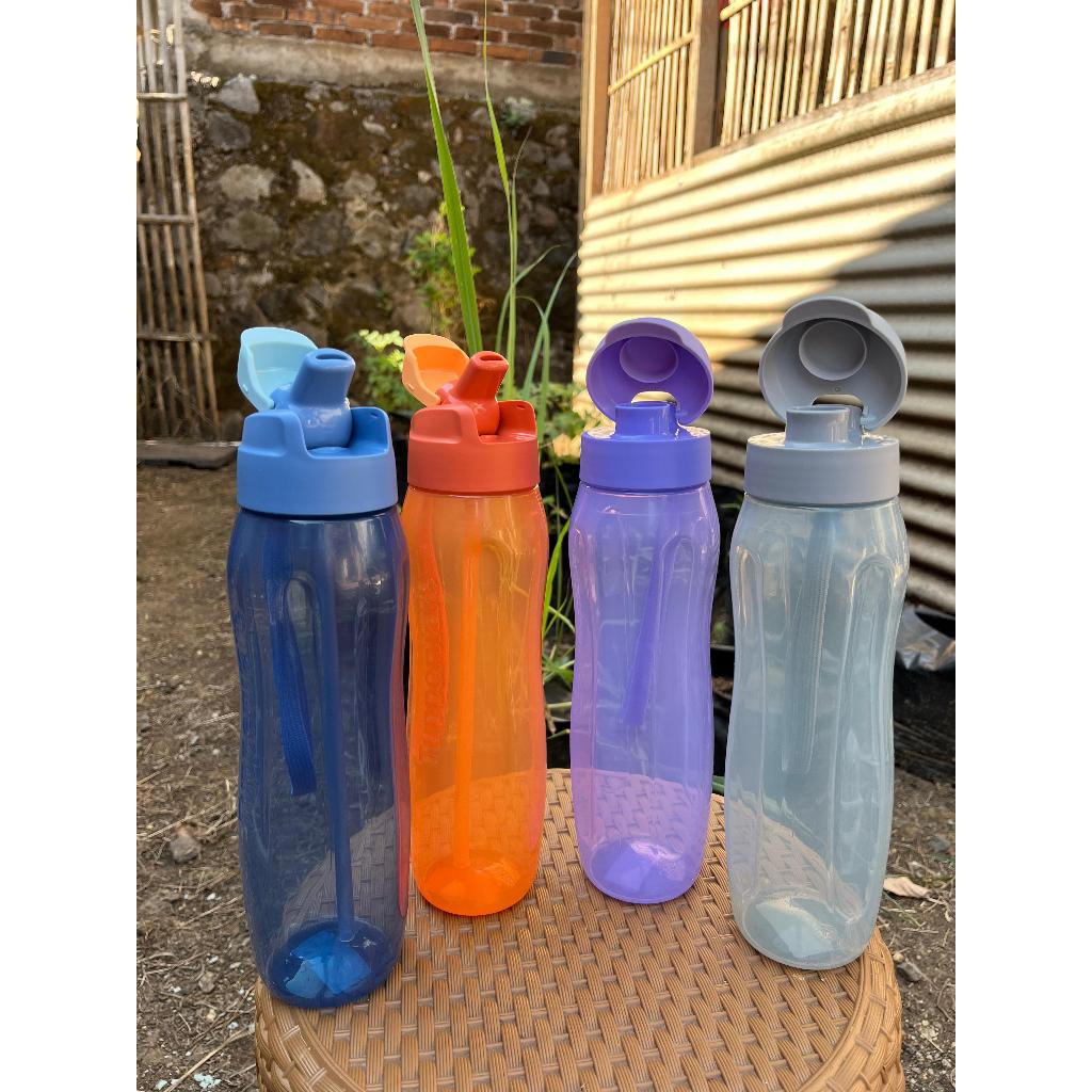 Tupperware eco straw kapasitas 750 ml botol minum sedotan
