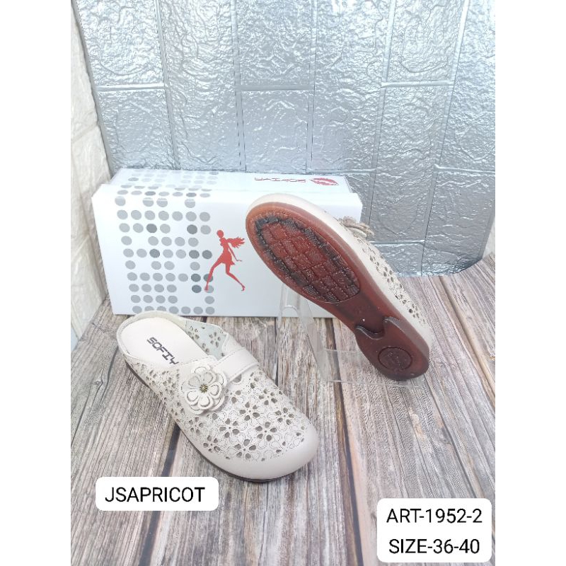 SANDAL BUSTONG IMPORT WANITA SOFIYA 1952-2
