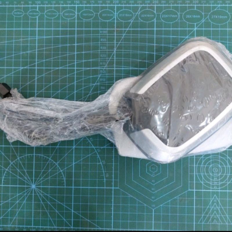 spion motor listrik vespa