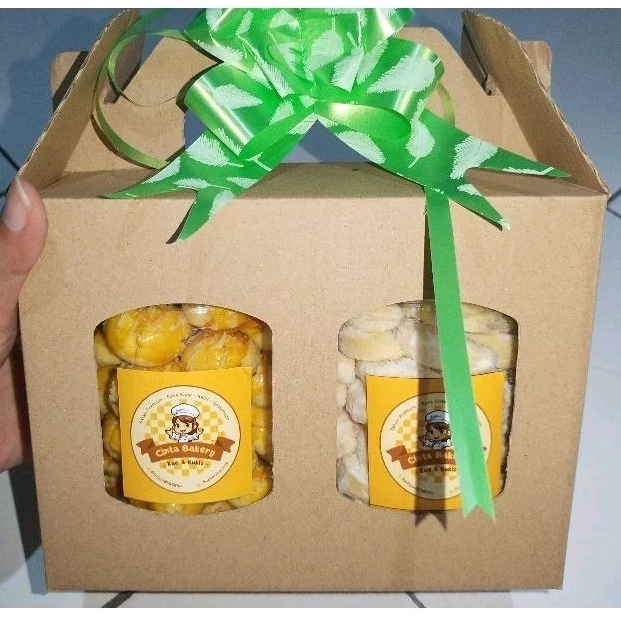 

Hampers Lebaran Kue Kering Cinta Box isi 2 (pilih Nastar, Castangel, choco chip, lidah kucing, nastar keju, putri salju)