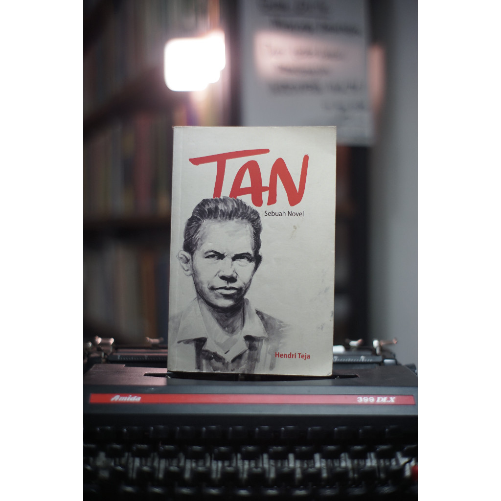 BUKU TAN SEBUAH NOVEL