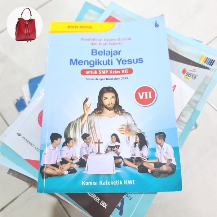 

buku pendidikan agama katolik dan budi pekerti pelajaran religi kelas 5 6 7 8 9 SD SMP preloved