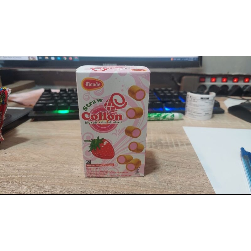 

Collo biscuits dengan 2 varian rasa